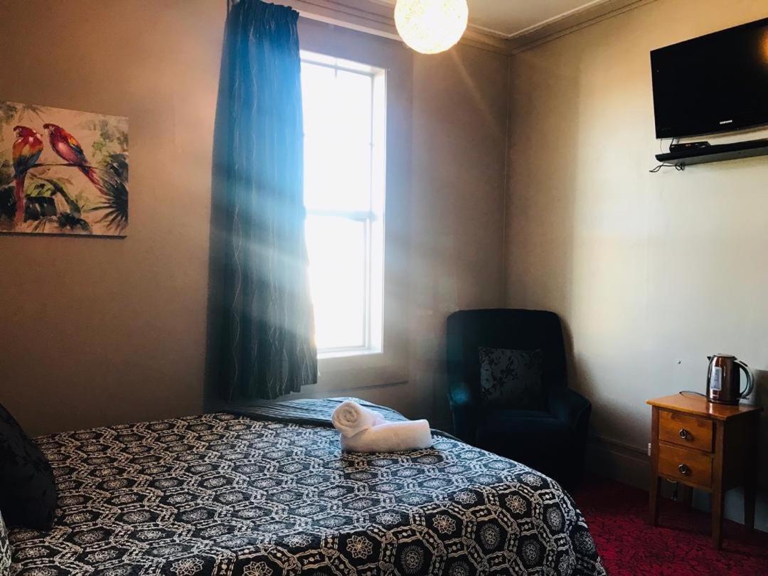 Otautau Hotel Eksteriør billede
